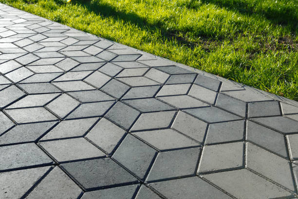 Best Driveway Paving Contractor  in Hoopa, CA